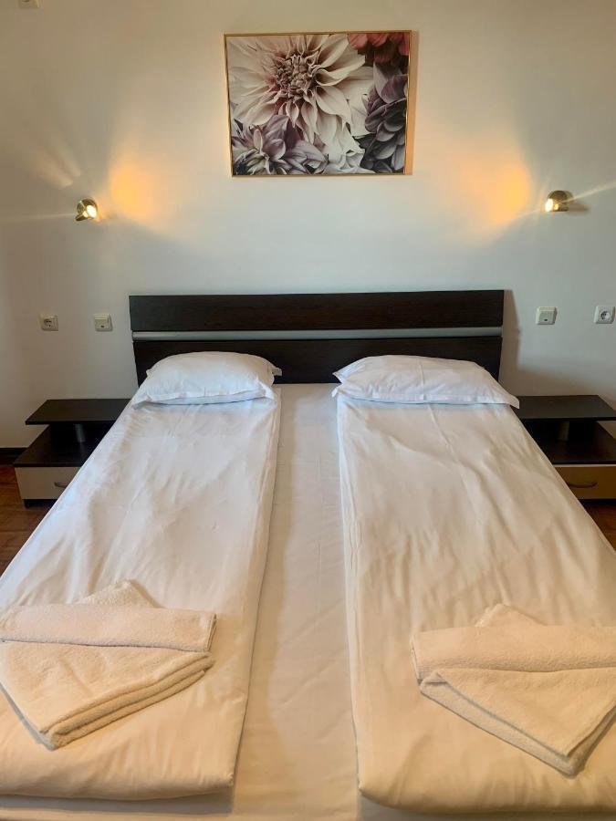 Pearl Apartments โซโซโปล ภายนอก รูปภาพ