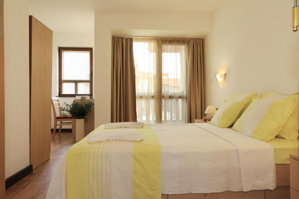 Pearl Apartments โซโซโปล ภายนอก รูปภาพ