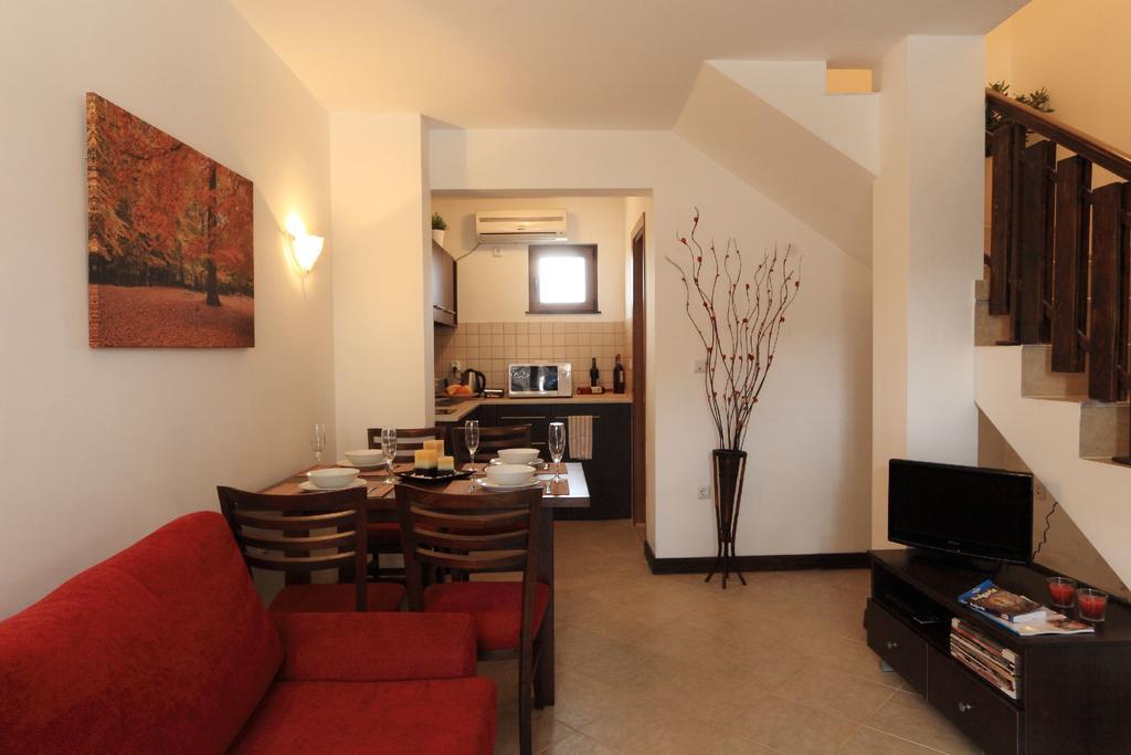 Pearl Apartments โซโซโปล ภายนอก รูปภาพ